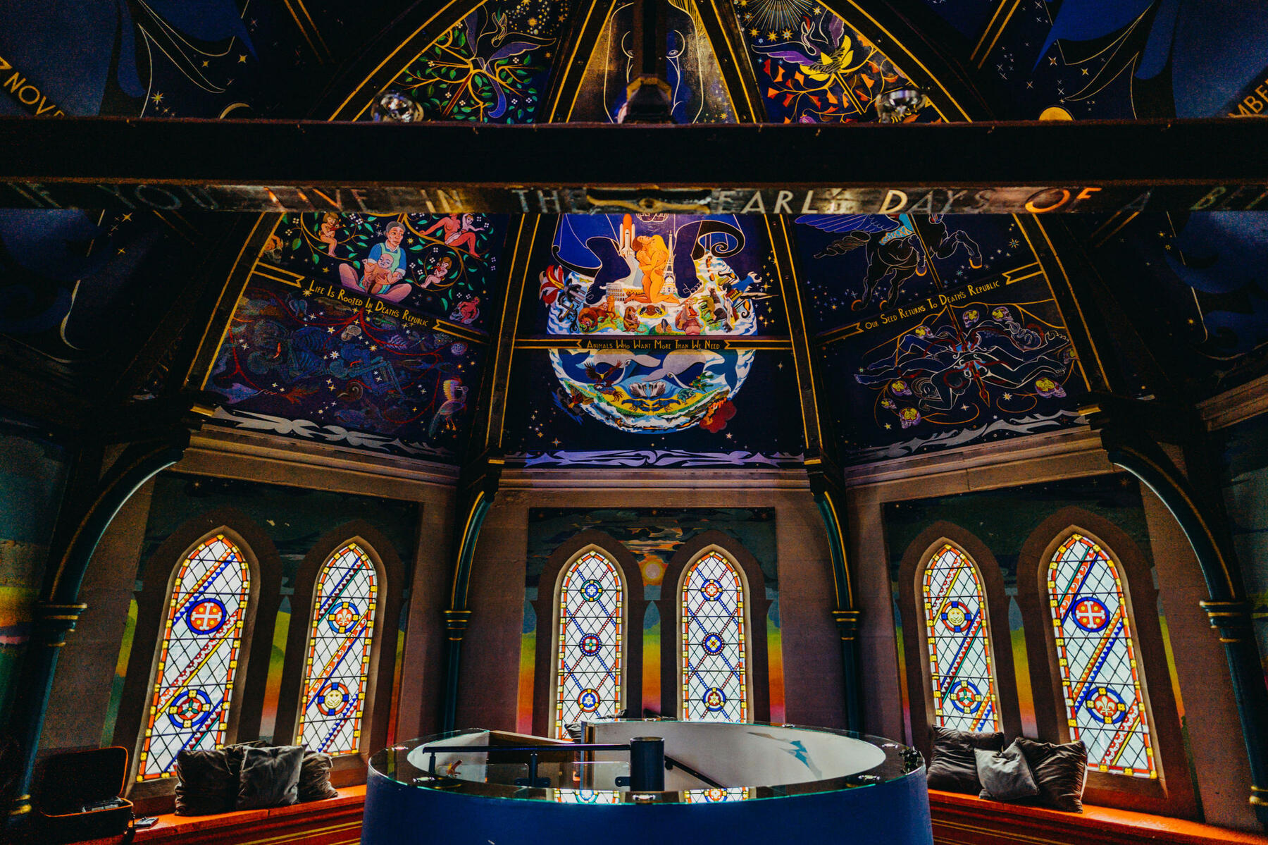 SHAKESPEARE'S BIRTHPLACE